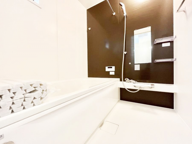 �����@����̔�������Ă���閾�邢�������̂���o�X���[��