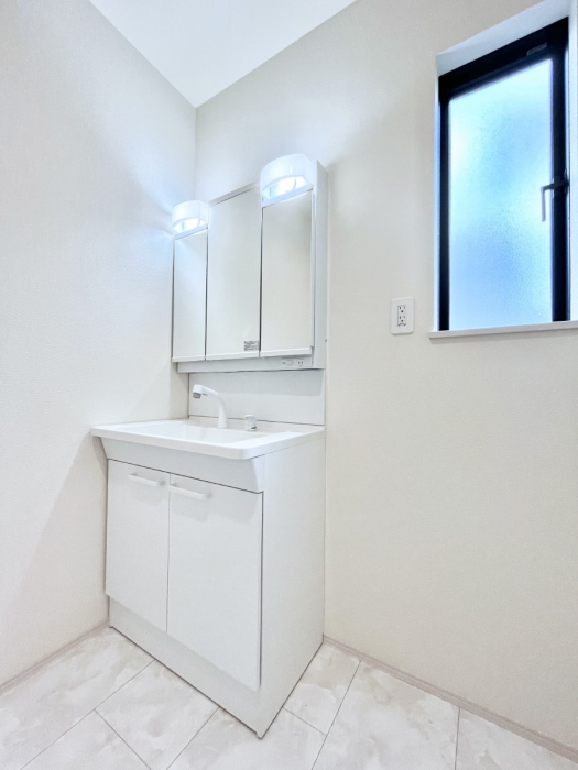 ���̑��@�������̂�����K��Ԃł��B�����̐g�x�x���C�����ǂ����g�������܂��B 