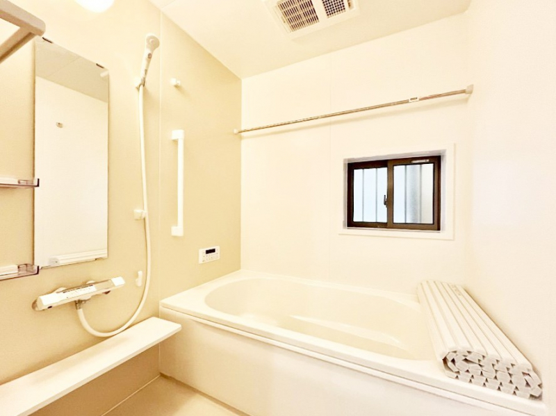 �����@����̔�������Ă���閾�邢�������̂���o�X���[��