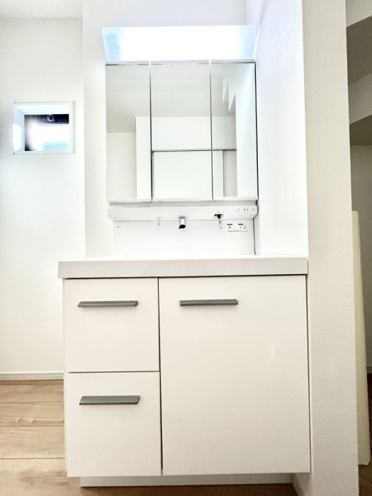 ���ʑ�E���ʏ��@�傫�����₷���O�ʋ��Ő�����������ʑ�́A�g�����Ȃ݃`�F�b�N�┧�̂������ɂ������߂ł��B 