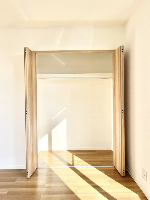 ���[�@�����Ղ�̎��[�X�y�[�X�ŉ��K�ɕ�点���� 