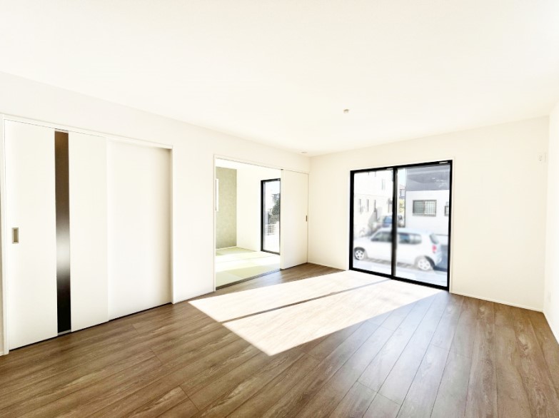 ���̑����ρ@���邢�z���������A�����̕��͋C�ɖ��������_�C�j���O�B   