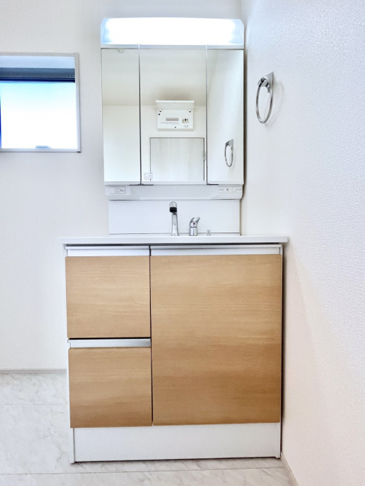 ʑEʏ@傫₷OʋŐʑ́AgȂ݃`FbN┧̂ɂ߂łB 