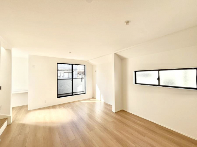 ���̑����ρ@�傫�ȑ����炽���Ղ�̗z���ƕ����������郊�r���O  