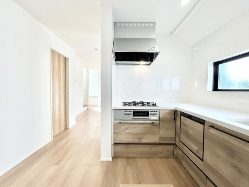 �L�b�`���@L���^���Ɨ�������X�y�[�X���L�X�Ǝg���܂��B�R���p�N�g�ɓ����Ă��������N���N�B  