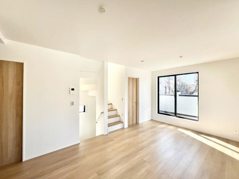 ���r���O�@���r���O�K�i���Ƒ��̏Ί�Ɖ�b���Ȃ��ł���܂�  