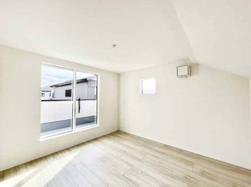 ���̑����ρ@�o���R�j�[���J�������v���X���Ă����m��  