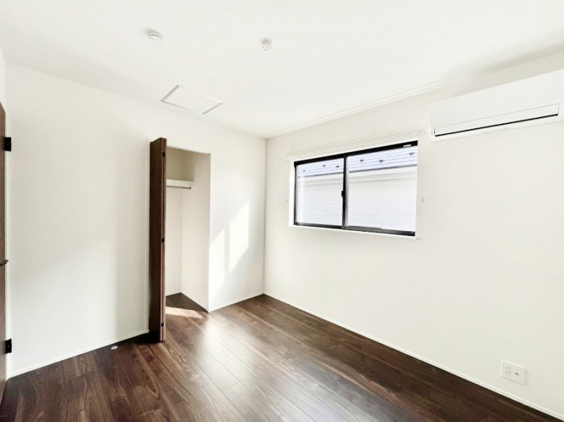 �Q���@�g���₷���`�Ńx�b�g��Ƌ�̒u�����ɂ����邱�Ƃ�����܂���B   