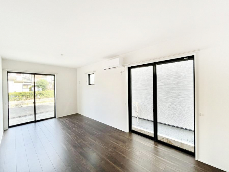 ���r���O�@�Ƒ��c���̎��Ԃ����������Ȃ��났�̃��r���O�_�C�j���O�B   