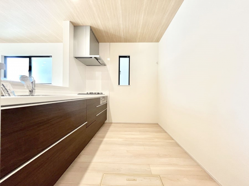 �L�b�`���@��Ƃ肠��L�b�`���ł͂��Ƒ��Ɗy�������������ł��܂��B