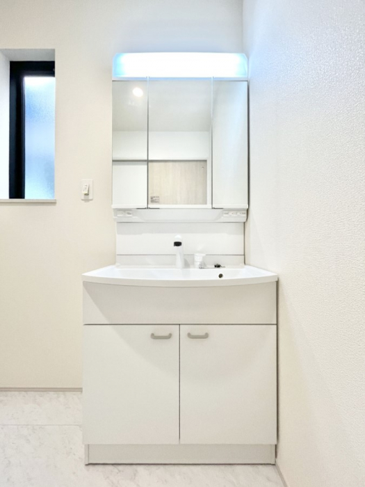 ���ʑ�E���ʏ��@�傫�����₷���O�ʋ��Ő�����������ʑ�́A�g�����Ȃ݃`�F�b�N�┧�̂������ɂ������߂ł��B 