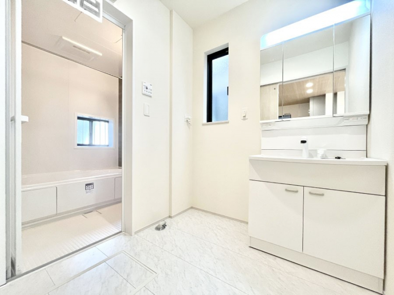 ���̑��@�������̂�����K��Ԃł��B�����̐g�x�x���C�����ǂ����g�������܂��B 