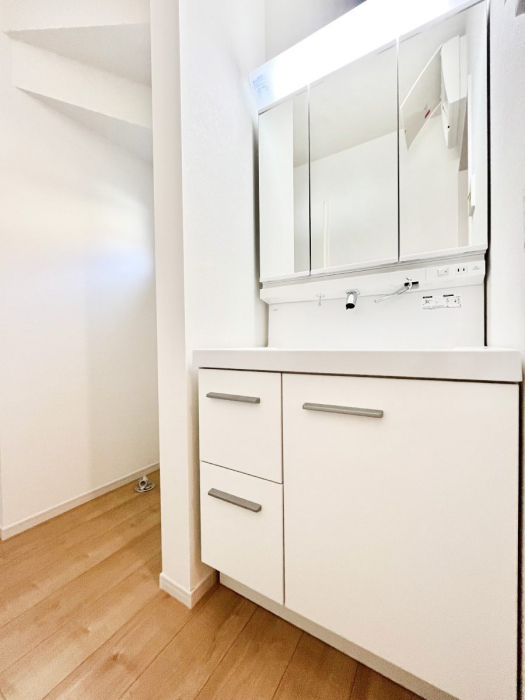 ���ʑ�E���ʏ��@���[�͂Ƌ@�\���ɗD�ꂽ���ʉ��ϑ�  