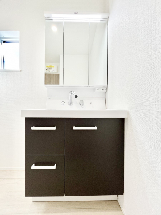 ���ʑ�E���ʏ��@���[�͂Ƌ@�\���ɗD�ꂽ���ʉ��ϑ�