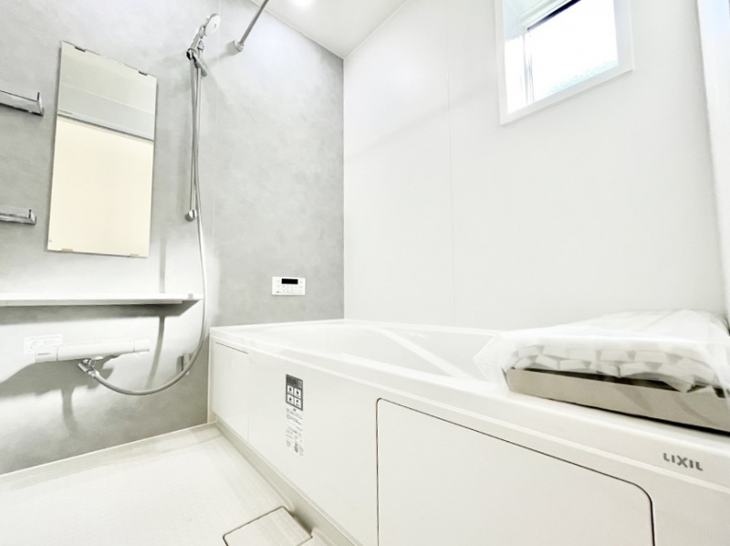 �����@����̔�������Ă���閾�邢�������̂���o�X���[��