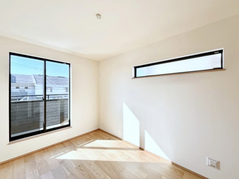 ���̑����ρ@�o���R�j�[���J�������v���X���Ă����m��