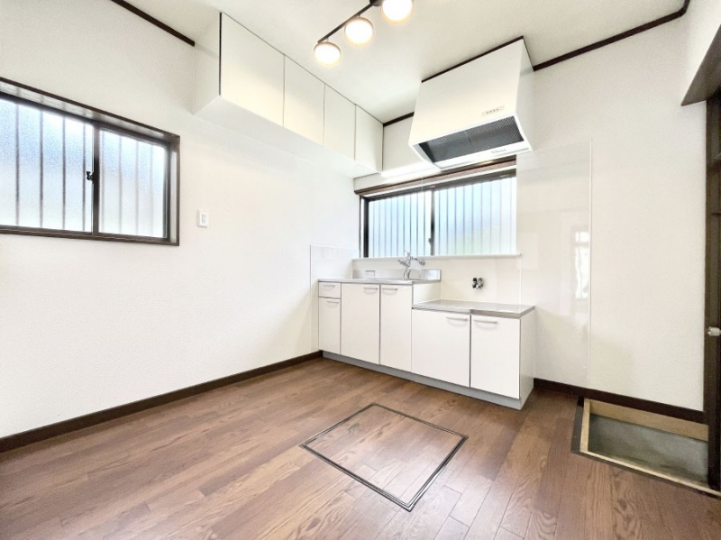 Lb`@u₩ȕʂ蔲Lb`B̂Ŗ邭Cɂ𗧂܂B