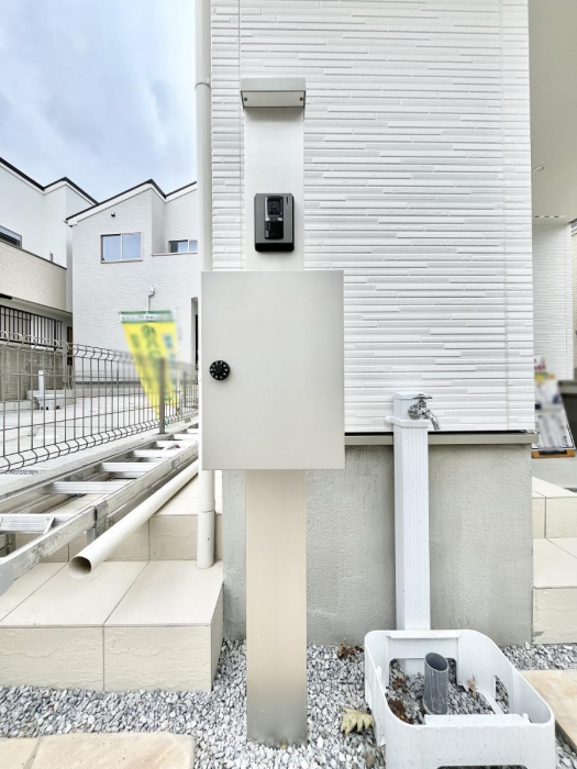 ̑@\DEC^[zE|XgЂƂɏWBGgXɂȂރVvfUCB