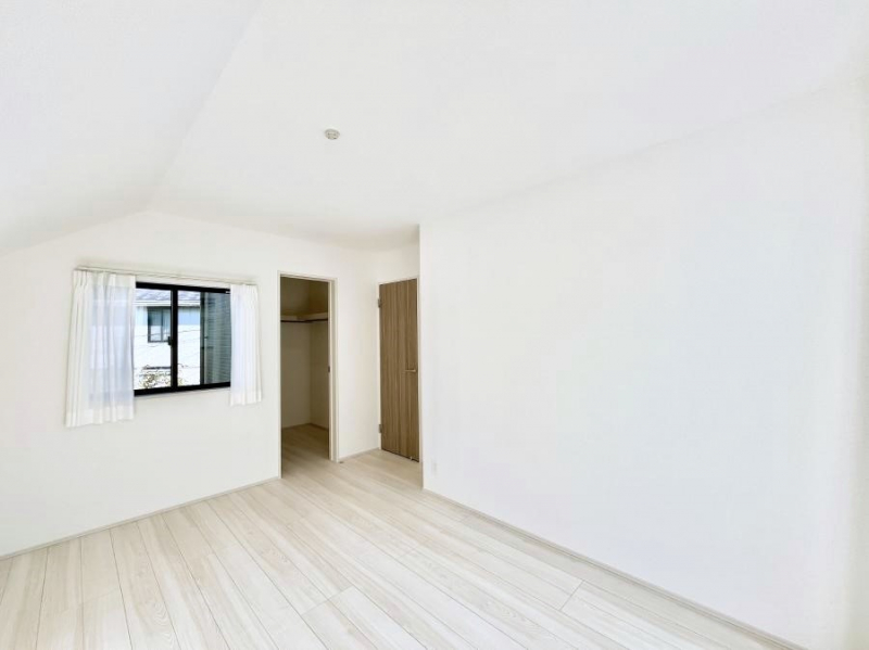 �q�������@���q���܂̂������Ƃ��Ă��I�ߗނ̐������ڂɕ֗��ȃN���[�[�b�g�t���̗m���B