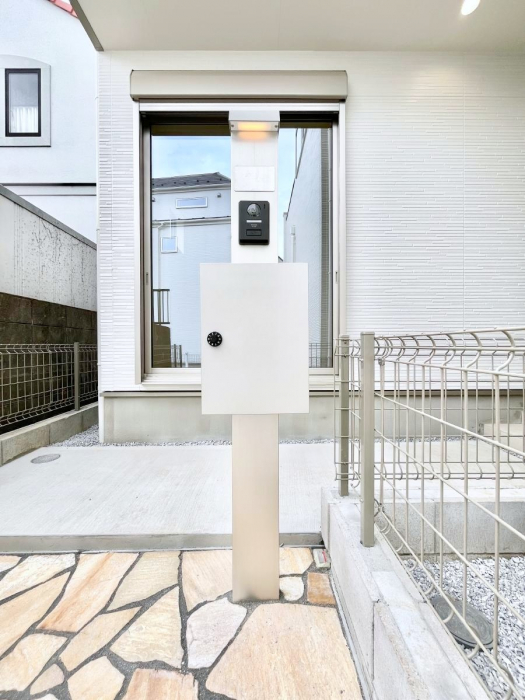 ̑@\DEC^[zE|XgЂƂɏWBGgXɂȂރVvfUCB