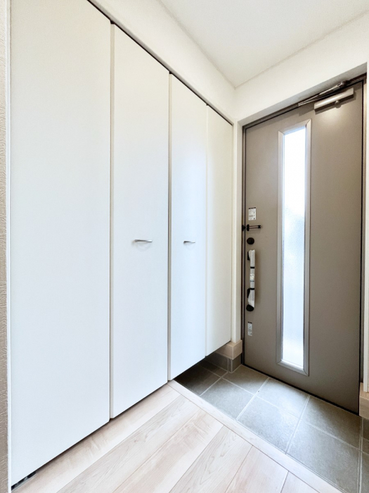 ց@KXXbg̓փhAɌ͂Ă܂