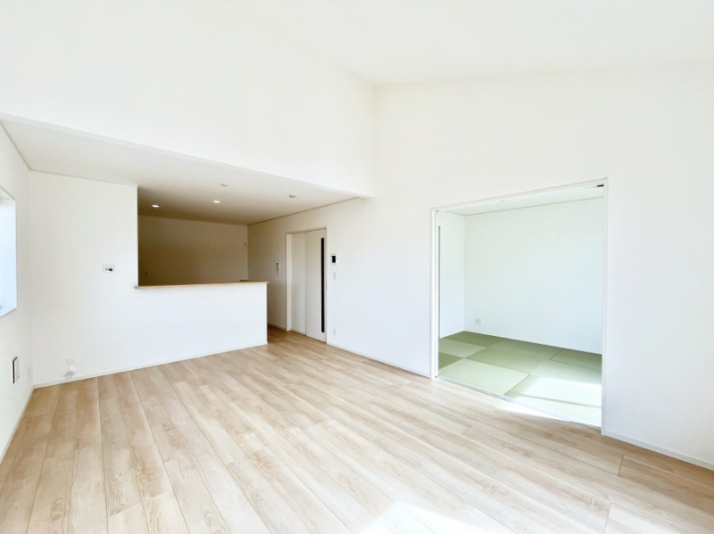 rO@18̂kcj͉Ƒ݂Ȃ̉KԁIƑ̂Ȃ厖ȃXy[XłB 