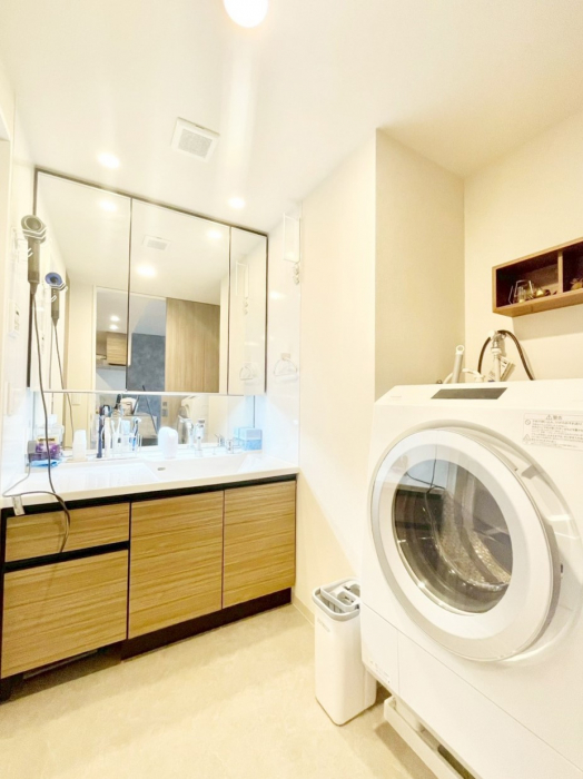 ʑEʏ@㎿ȐʋԂƂ̎Ԃo