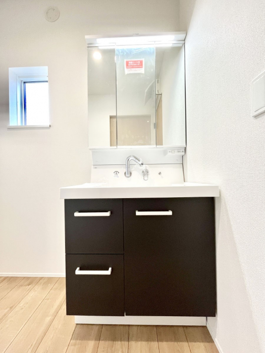 ���ʑ�E���ʏ��@�傫�����₷���O�ʋ��Ő�����������ʑ�́A�g�����Ȃ݃`�F�b�N�┧�̂������ɂ������߂ł��B 