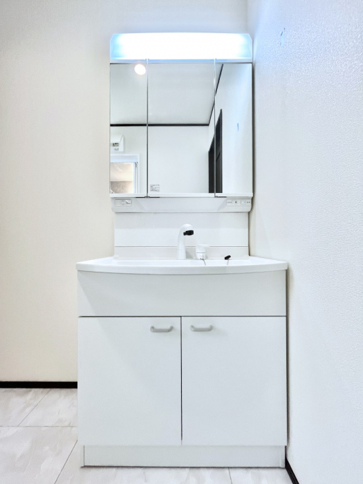 ���ʑ�E���ʏ��@�傫�����₷���O�ʋ��Ő�����������ʑ�́A�g�����Ȃ݃`�F�b�N�┧�̂������ɂ������߂ł��B 