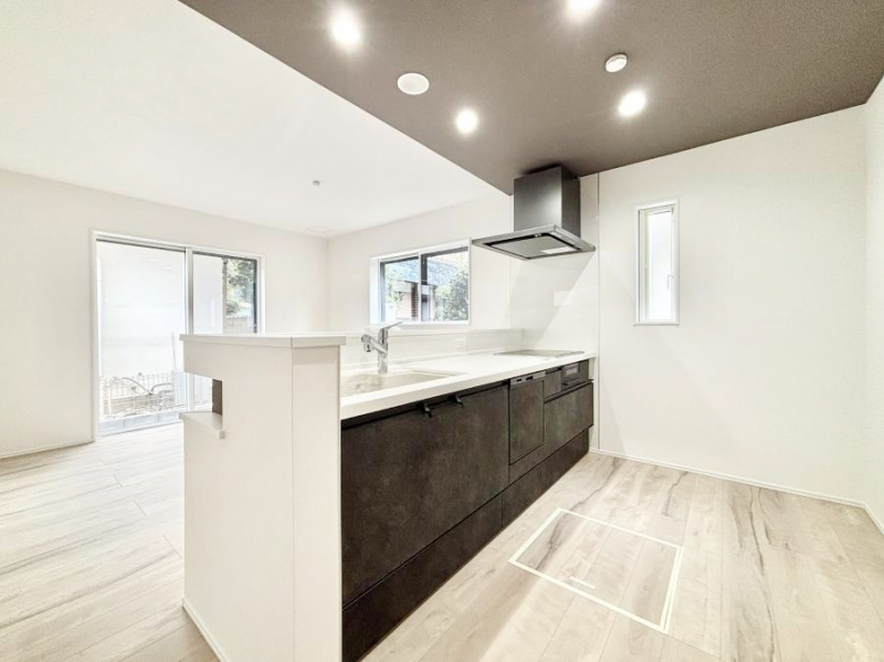 Lb`@Ȃ炲ƑƂ̉by߂ΖʃJE^[Lb`