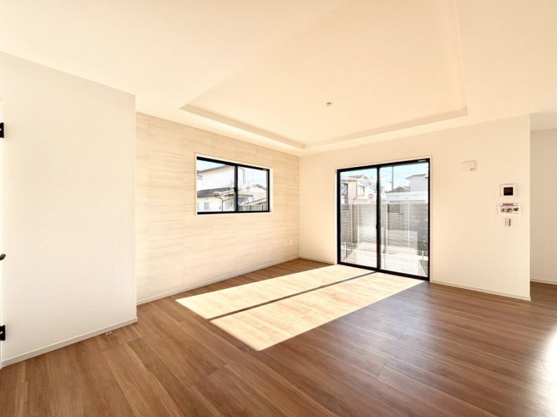 ���̑����ρ@�傫�ȑ����炽���Ղ�̗z���ƕ����������郊�r���O  