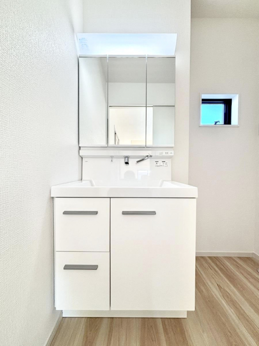 ���ʑ�E���ʏ��@�傫�����₷���O�ʋ��Ő�����������ʑ�́A�g�����Ȃ݃`�F�b�N�┧�̂������ɂ������߂ł��B 