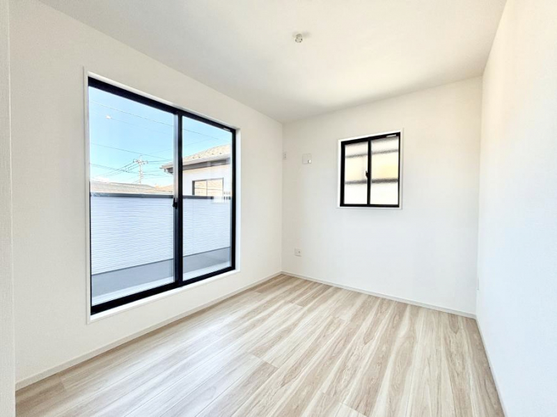 ���̑����ρ@���邢�o���R�j�[�T�C�h�ɗm����ݒu�B�ڊo�߂̗ǂ��Q���ɁB 