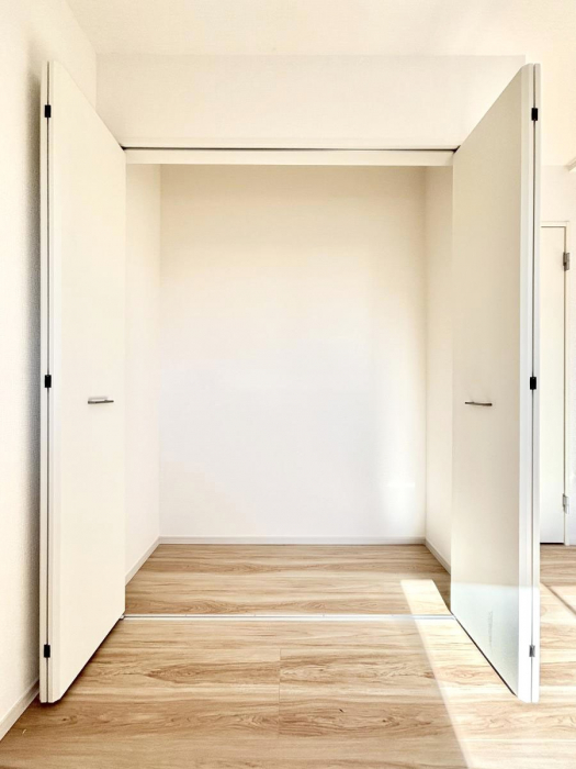 ���[�@�����Ղ�̎��[�X�y�[�X�ŉ��K�ɕ�点���� 