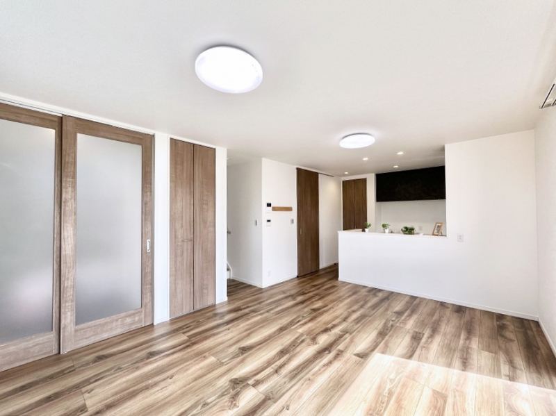 rO@邢zA͋̕Cɖ郊rOE_CjOB 