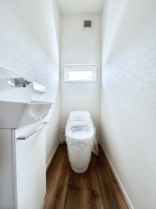 gC@gC1K2KꂼɔzuĂĂƂĂ֗łB 