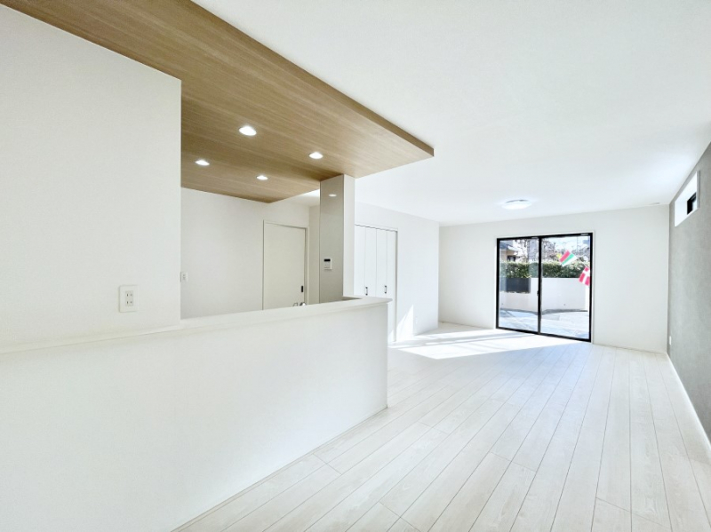 ���̑����ρ@�Ƒ������R�ƏW�܂�e���̃X�y�[�X�ɂȂ肻��