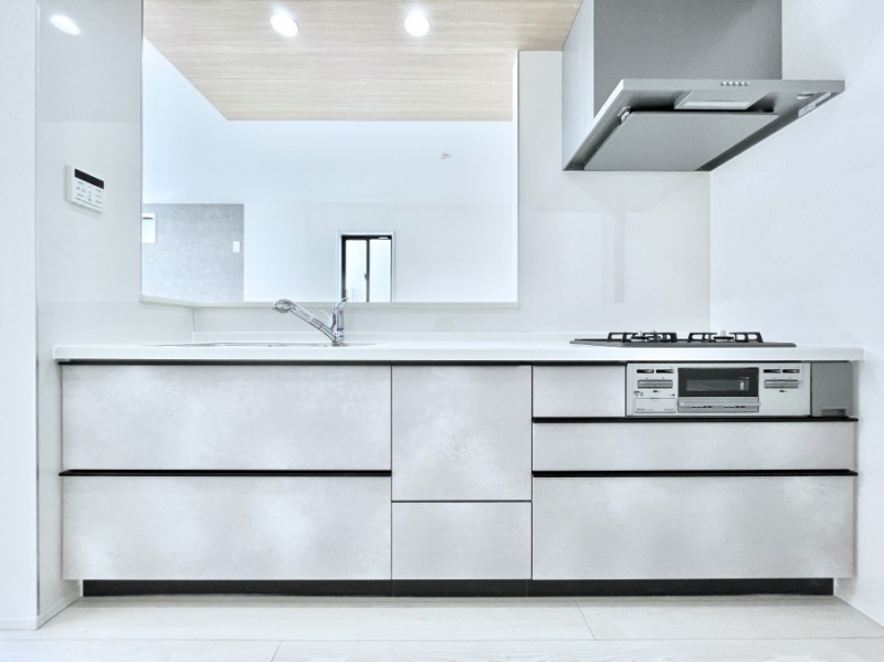 �L�b�`���@�������������I�ɁA�y�����I�V�X�e���L�b�`��  