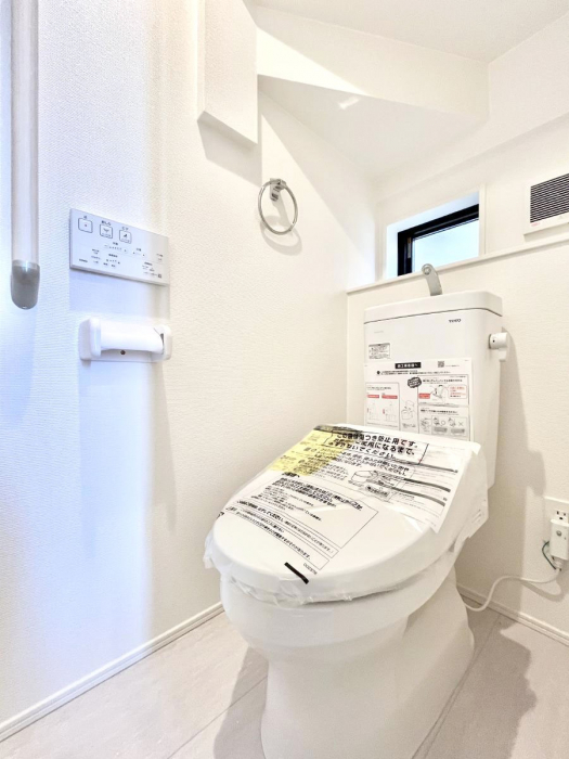 �g�C���@�g�C����1�K��2�K���ꂼ��ɔz�u����Ă��ĂƂĂ��֗��ł��B 