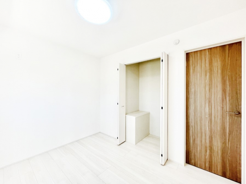 q@q܂̂ƂĂIߗނ̐ڂɕ֗ȃN[[bgt̗mB