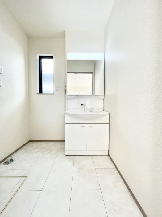 ���ʑ�E���ʏ��@�傫�����₷���O�ʋ��Ő�����������ʑ�́A�g�����Ȃ݃`�F�b�N�┧�̂������ɂ������߂ł��B 