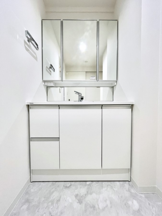 ʑEʏ@㎿ȐʋԂƂ̎Ԃo