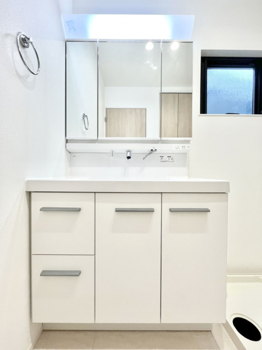 ���ʑ�E���ʏ��@�傫�����₷���O�ʋ��Ő�����������ʑ�́A�g�����Ȃ݃`�F�b�N�┧�̂������ɂ������߂ł��B 