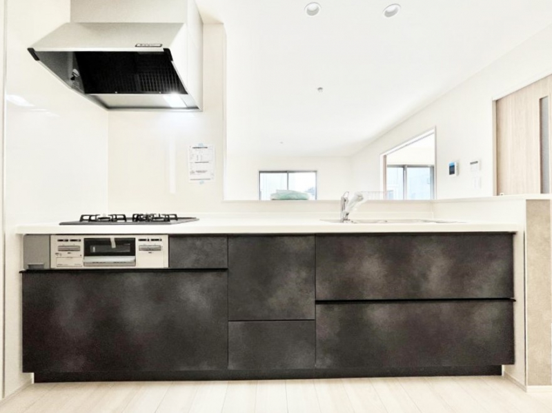 �L�b�`���@�������������I�ɁA�y�����I�V�X�e���L�b�`��