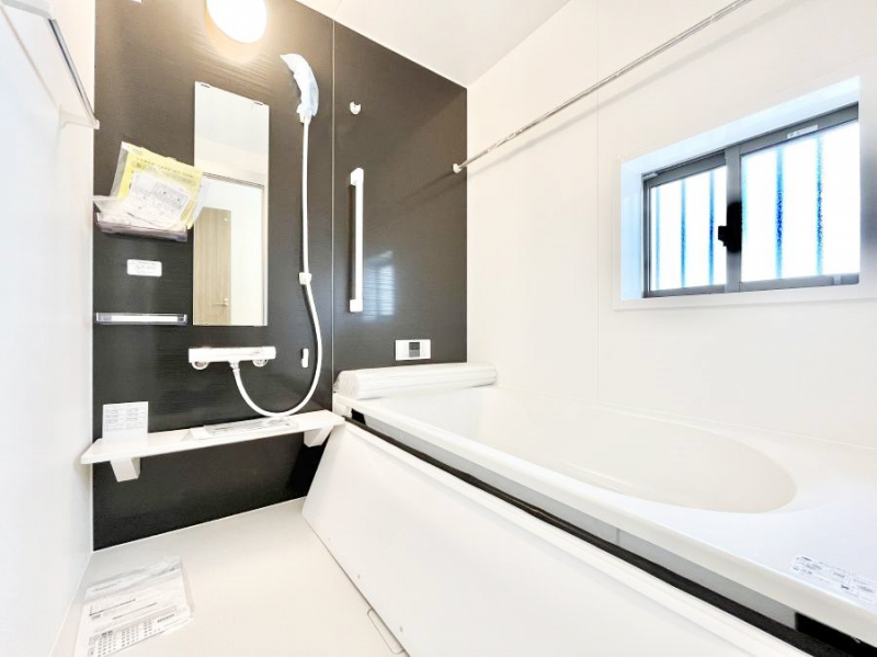 �����@����̔�������Ă���閾�邢�������̂���o�X���[��