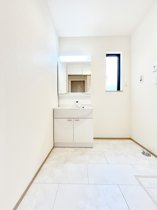 ���ʑ�E���ʏ��@���[�͂Ƌ@�\���ɗD�ꂽ���ʉ��ϑ�