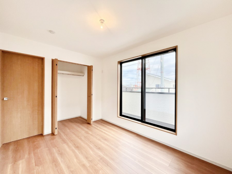 ���̑����ρ@�i�`�������ȃt���[�����O�͂ǂ�ȃC���e���A�ɂ��}�b�`�B