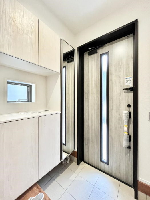 ց@KXXbg̓փhAɌ͂Ă܂