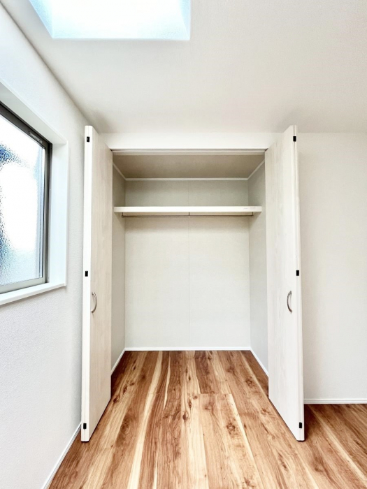 [@m̃N[[bgBŝŌ̈ߗނ܂܂B