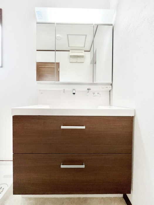 ʑEʏ@[͂Ƌ@\ɗDꂽꃉNNʉϑI  